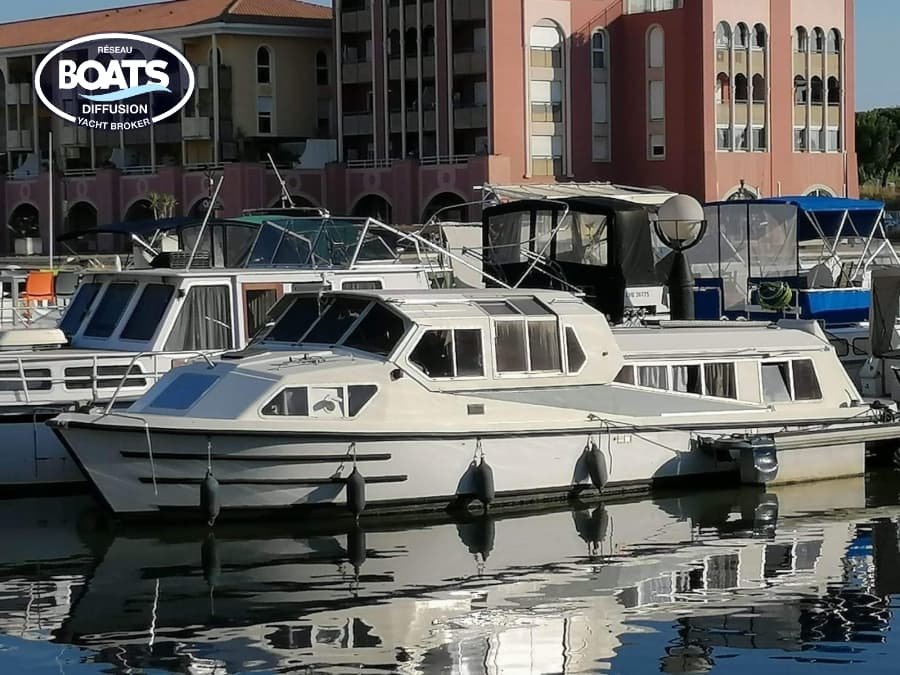 CONNOISSEUR PENICHETTE JAMAICA 12.20