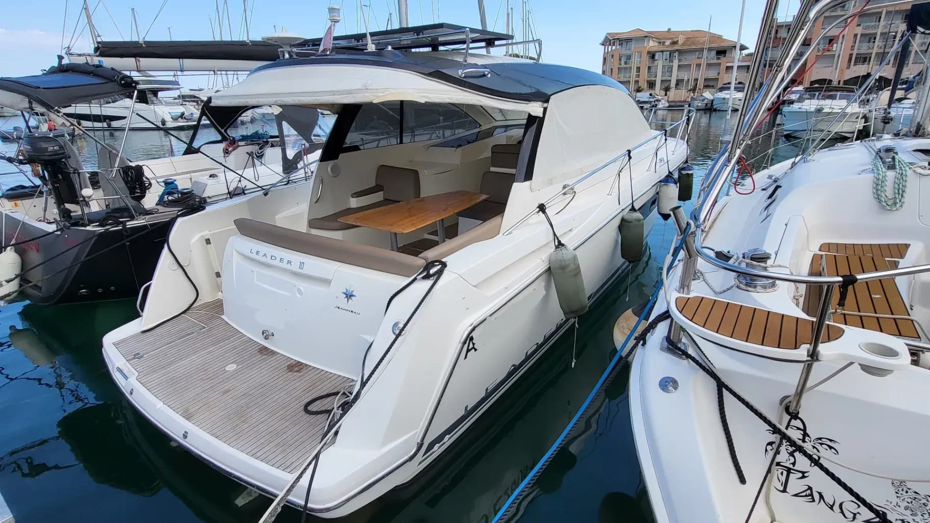 JEANNEAU LEADER 10