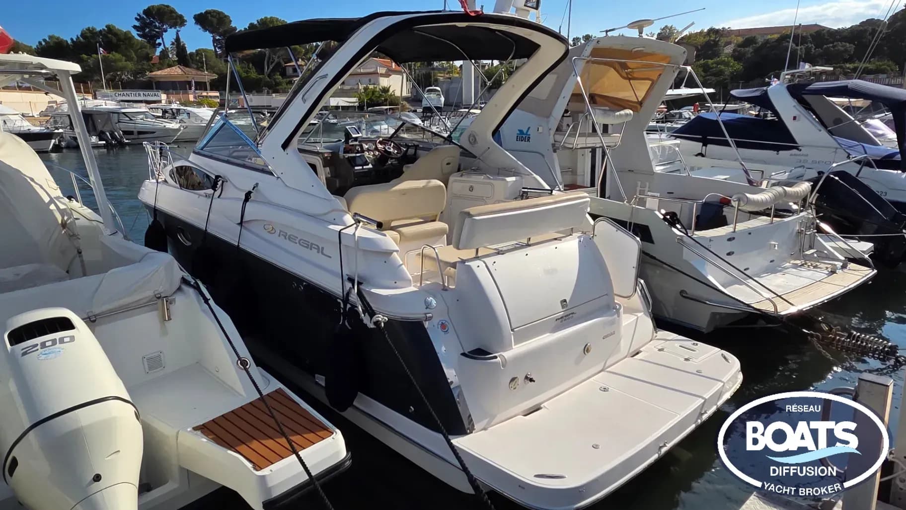 REGAL Regal 2860 - Photo 1