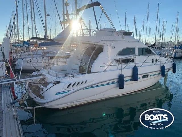 SEALINE 330 STATESMAN FLY