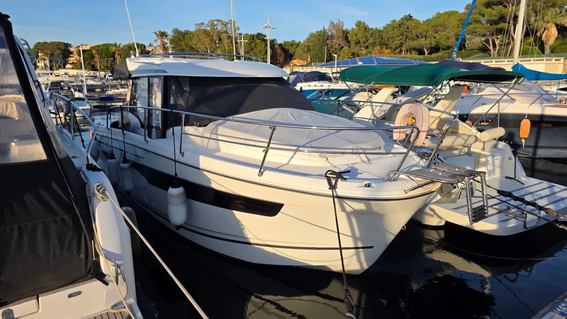 JEANNEAU MERRY FISHER 895