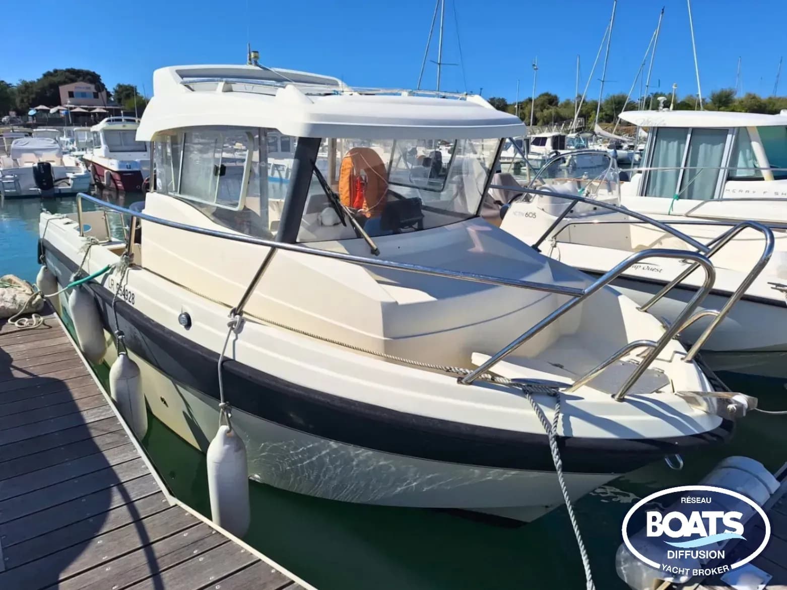 PARKER POLAND PARKER 660 PILOTHOUSE