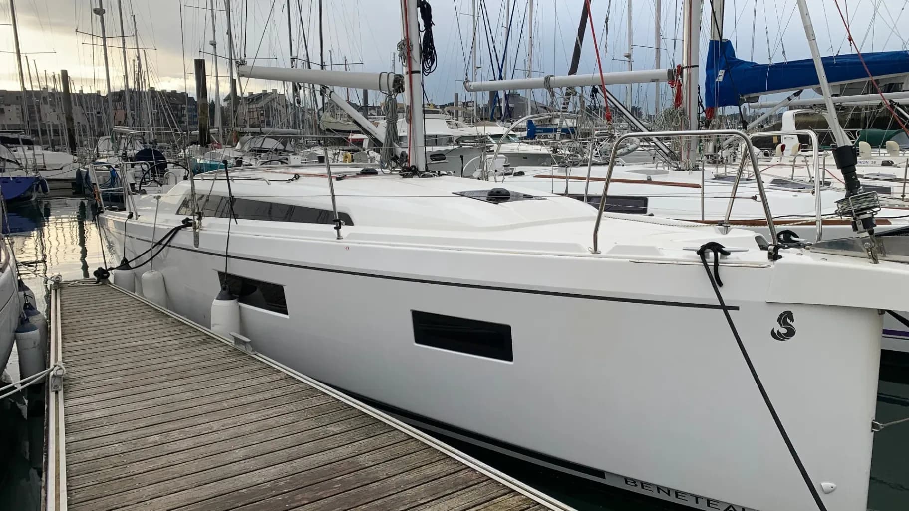 BENETEAU OCEANIS 34.1 - Photo 1
