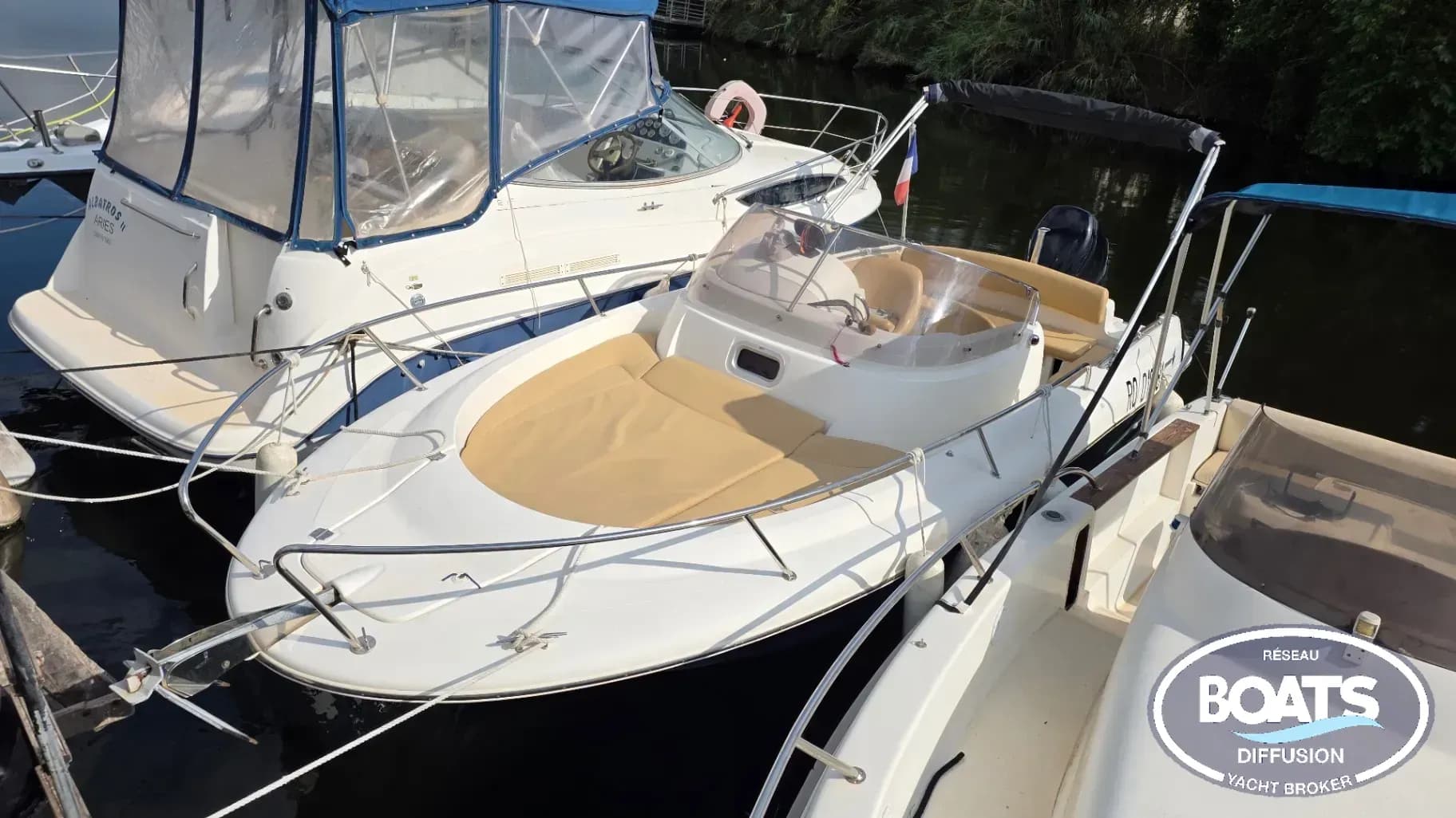 JEANNEAU CAP CAMARAT 715 WA - Photo 1
