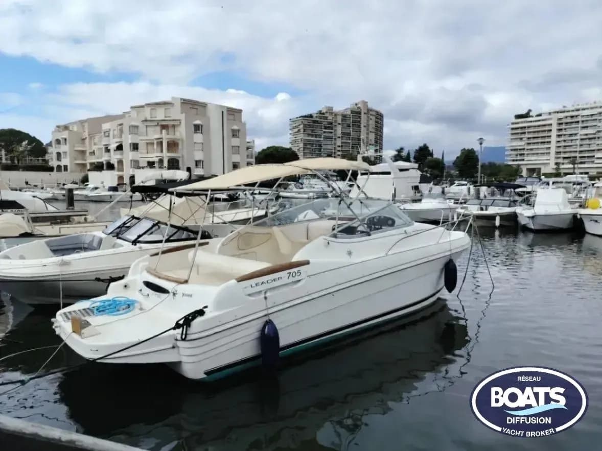 JEANNEAU LEADER 705 - Photo 1