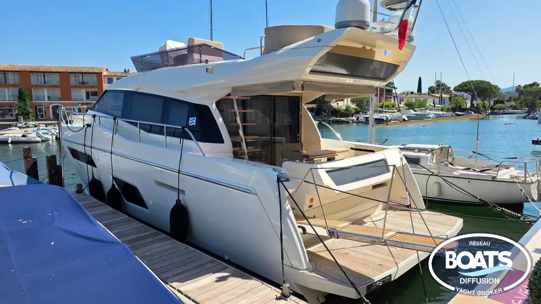 FERRETTI 450 Fly - Photo 1