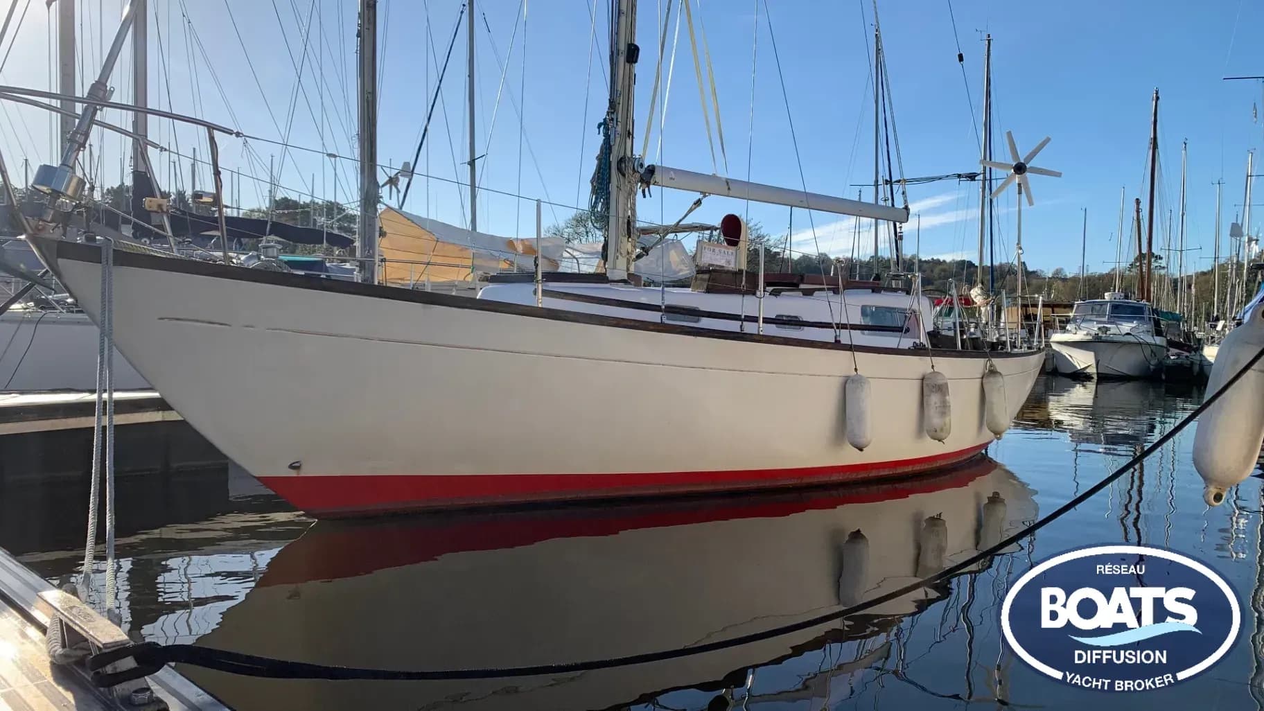 LeComte Yachts Medalist 33 Mk2