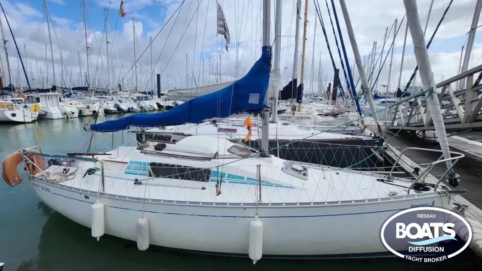 BENETEAU FIRST 235 Quille Relevable